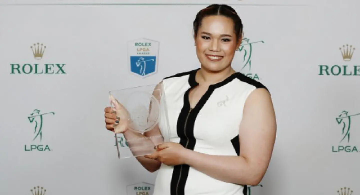 Ariya Wins the Heather Farr Perseverance Award. Ariya Wins the Heather Farr Perseverance Award.