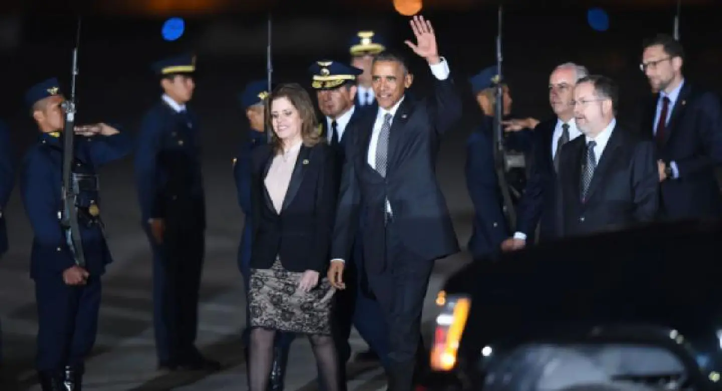 Obama arrives in Peru facing tough questions on Trump Obama arrives in Peru facing tough questions on Trump