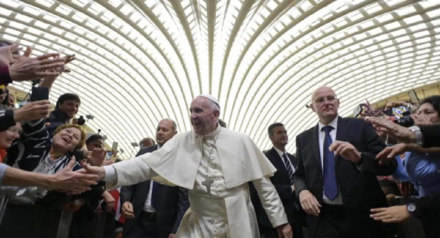 Pope and Vietnam president meet in bid to warm ties Pope and Vietnam president meet in bid to warm ties