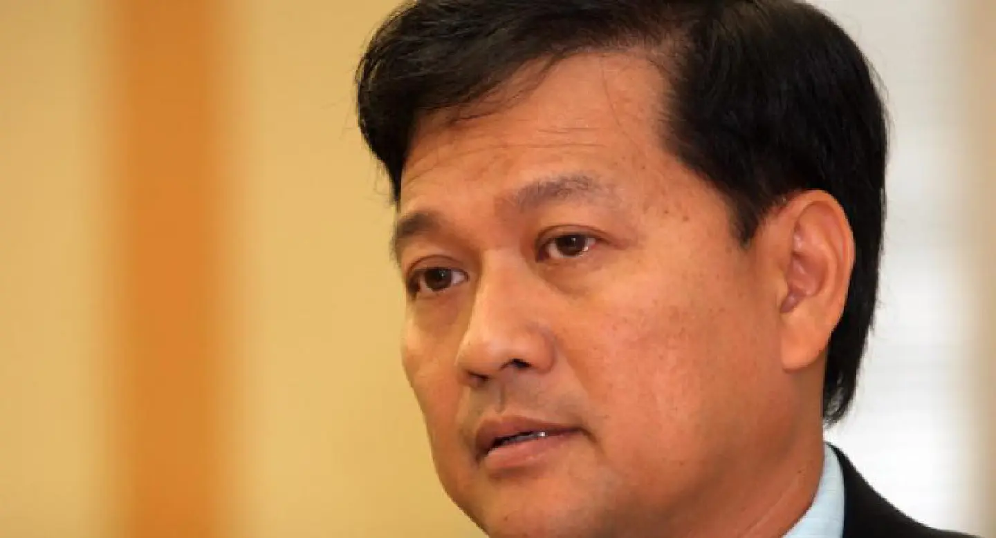 Ex-Revenue boss charged Ex-Revenue boss charged