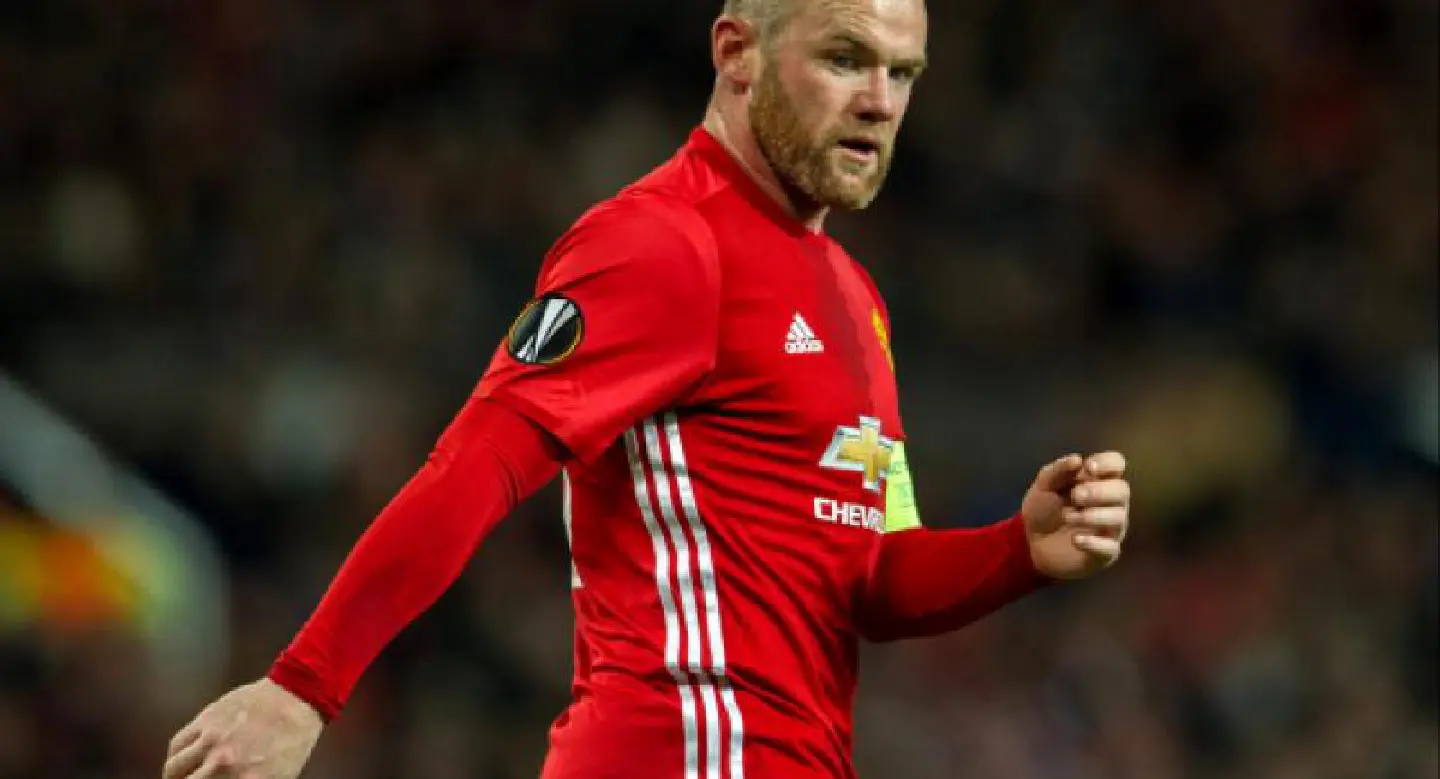 Rooney sets scoring record as Manchester United stay alive in EL Rooney sets scoring record as Manchester United stay alive in EL