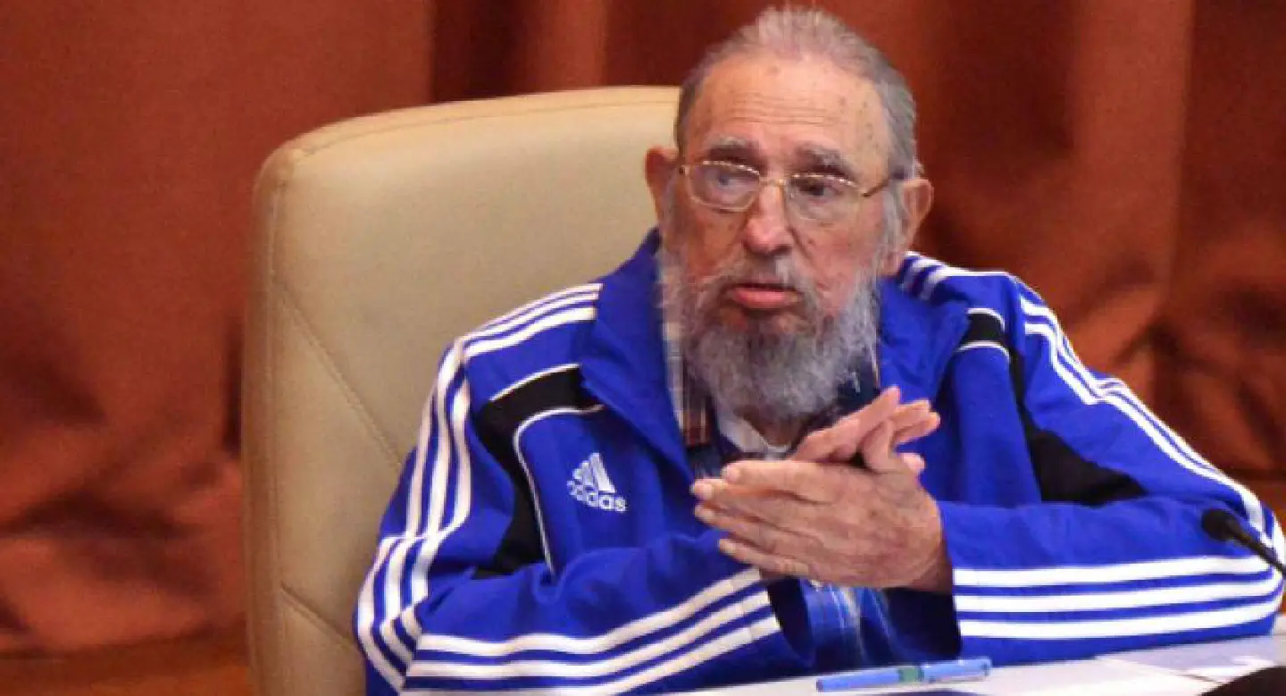 Cuban revolutionary Fidel Castro dies at 90 Cuban revolutionary Fidel Castro dies at 90