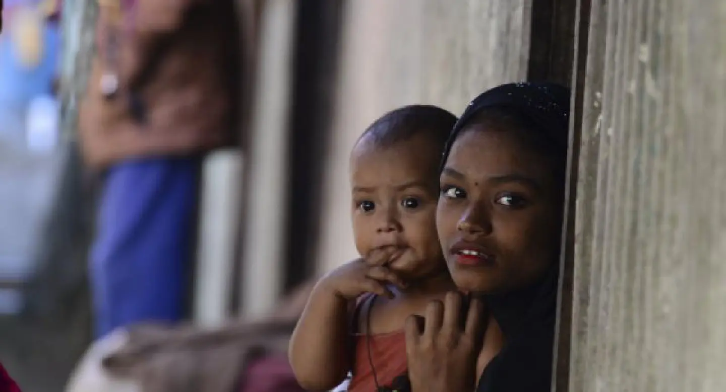 Rohingya fleeing Myanmar turned back by Bangladesh Rohingya fleeing Myanmar turned back by Bangladesh