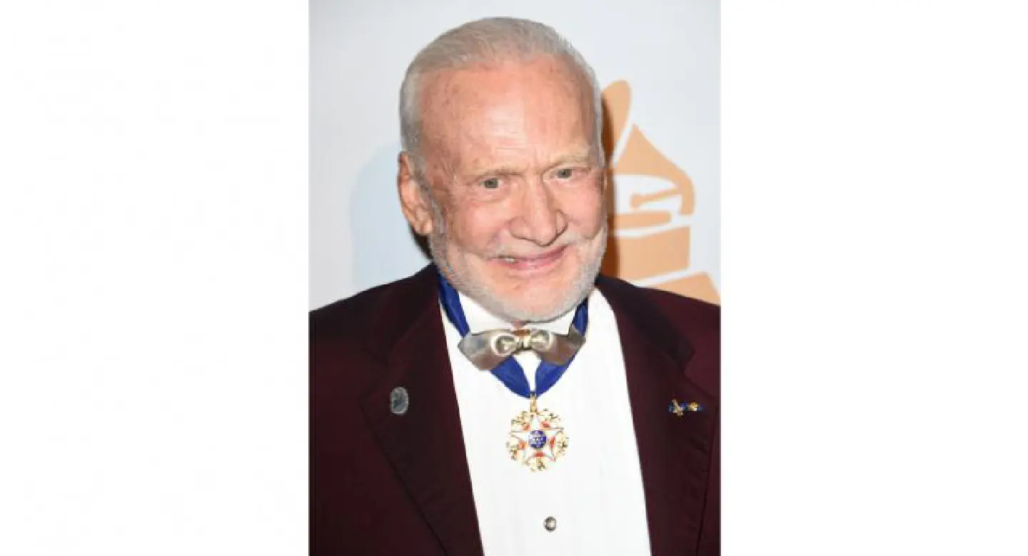 Buzz Aldrin recovering after polar evacuation, can't go home Buzz Aldrin recovering after polar evacuation, can't go home