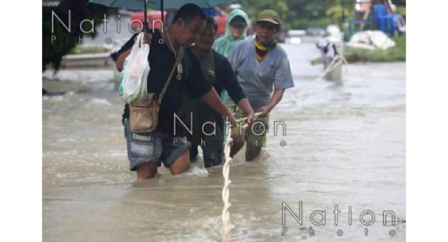 Death toll in South reaches 12 as storms strike many provinces Death toll in South reaches 12 as storms strike many provinces