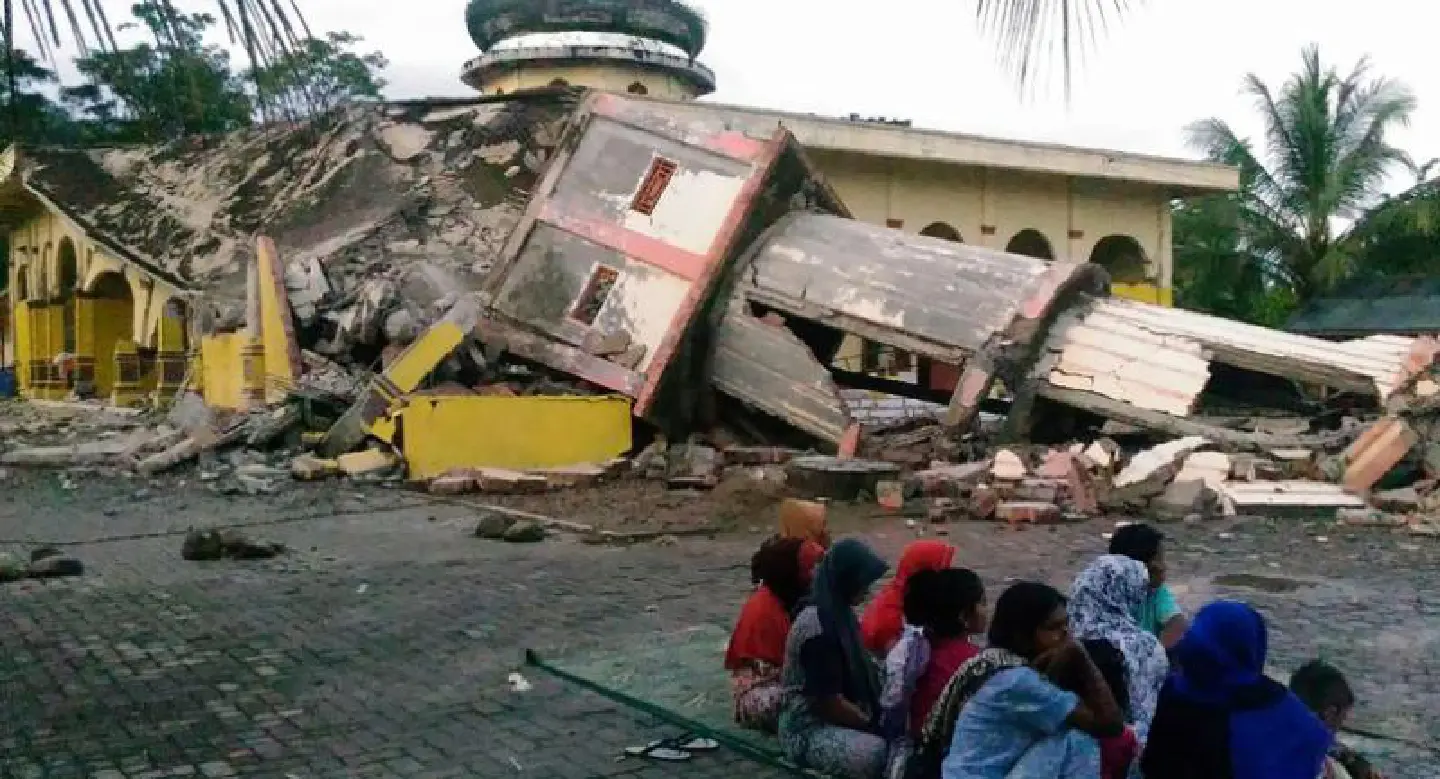 Strong 6.4-magnitude quake hits off Indonesia's Aceh: USGS Strong 6.4-magnitude quake hits off Indonesia's Aceh: USGS