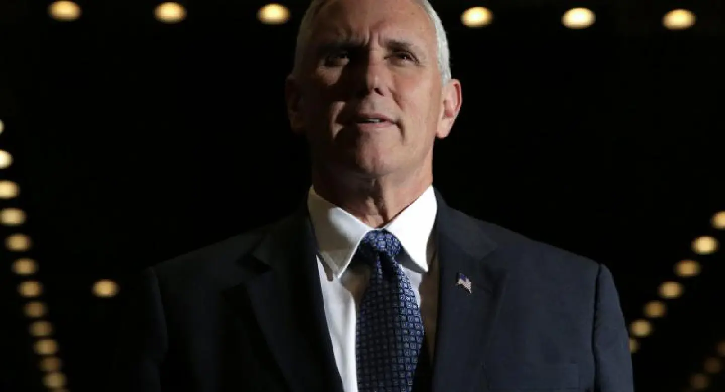 Son of Trump advisor booted after 'Pizzagate' Son of Trump advisor booted after 'Pizzagate'