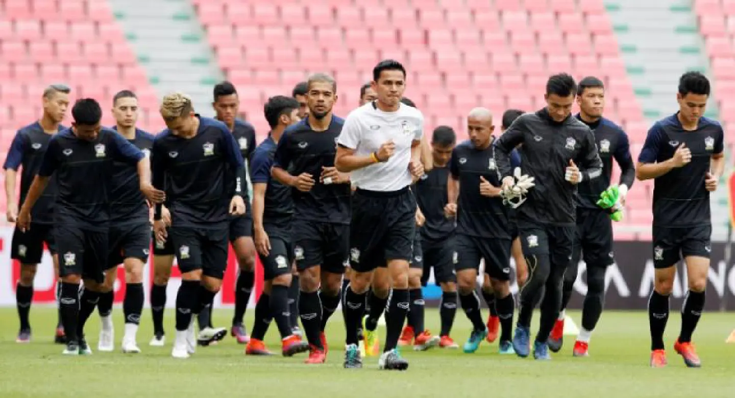 Finish the job, national coach Kiatisak tells his team Finish the job, national coach Kiatisak tells his team