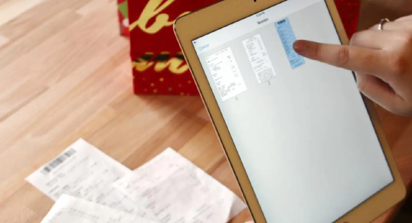 Adobe Acrobat Reader includes free mobile scanning