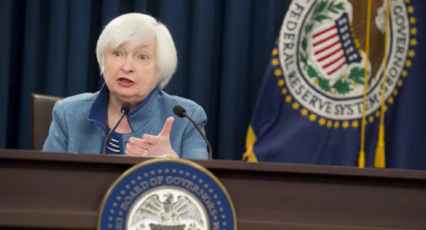 Fed raises key interest rate, sees three hikes in 2017 Fed raises key interest rate, sees three hikes in 2017