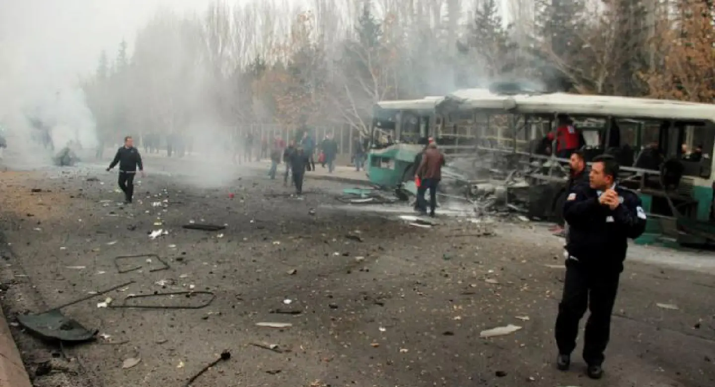 Suicide car bombing in central Turkey kills 13 soldiers Suicide car bombing in central Turkey kills 13 soldiers