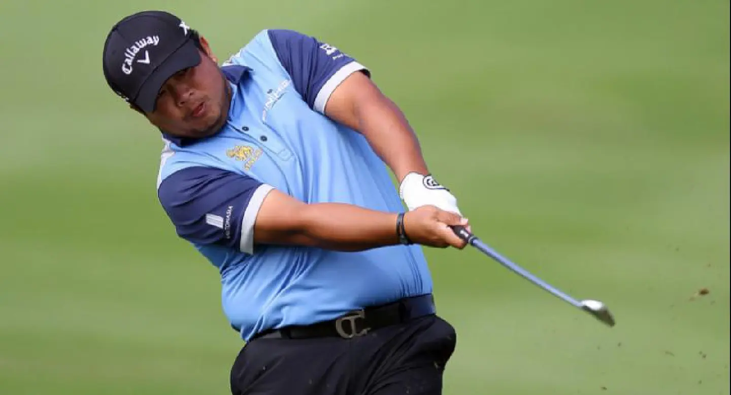 Namchok Leads Hometown Boy Thanyakorn By 2 Strokes in Khon Kaen Namchok Leads Hometown Boy Thanyakorn By 2 Strokes in Khon Kaen