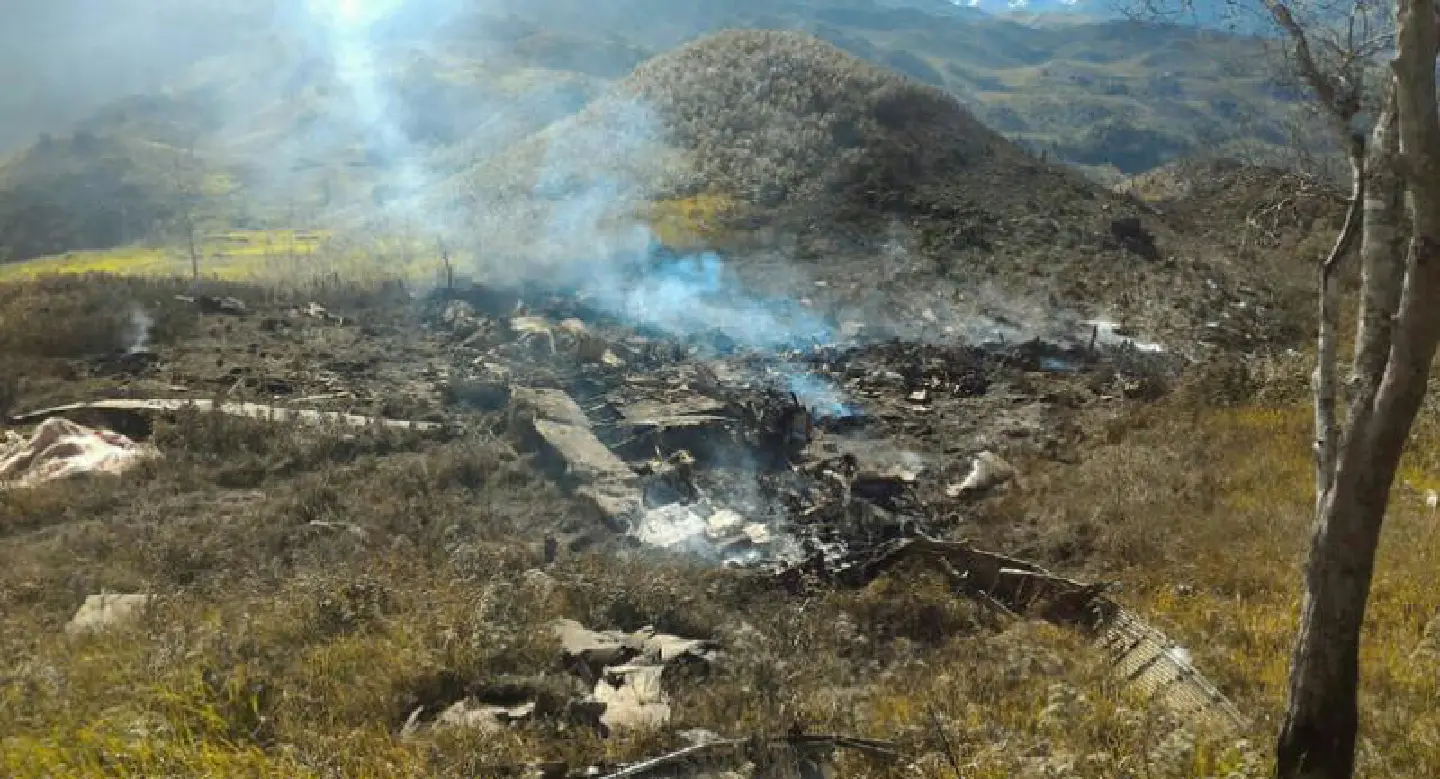 13 killed in Indonesian military plane crash 13 killed in Indonesian military plane crash