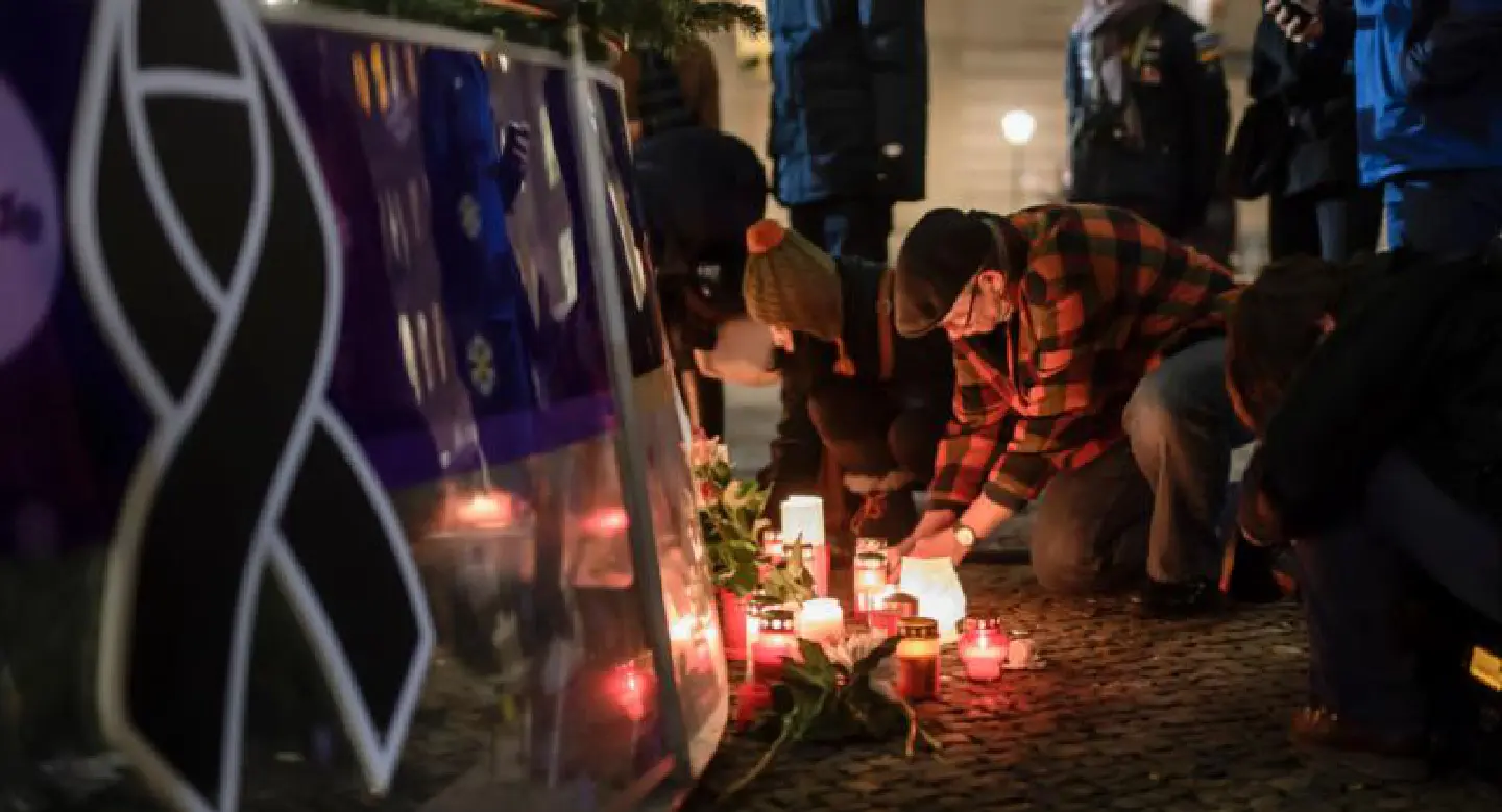 UN's Ban condemns Berlin Christmas market attack UN's Ban condemns Berlin Christmas market attack
