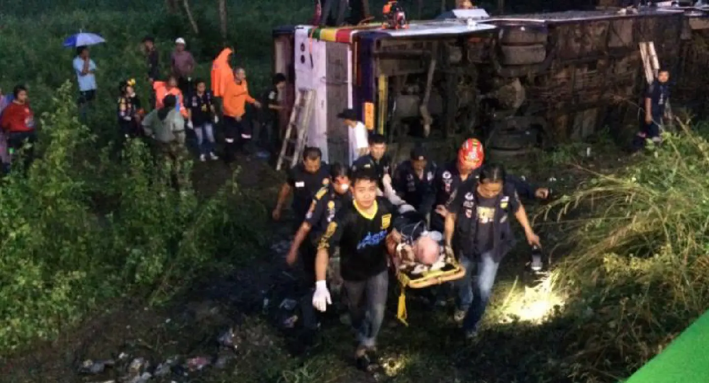 15 Nepalese tourists are injured in Surat Thani bus crash 15 Nepalese tourists are injured in Surat Thani bus crash