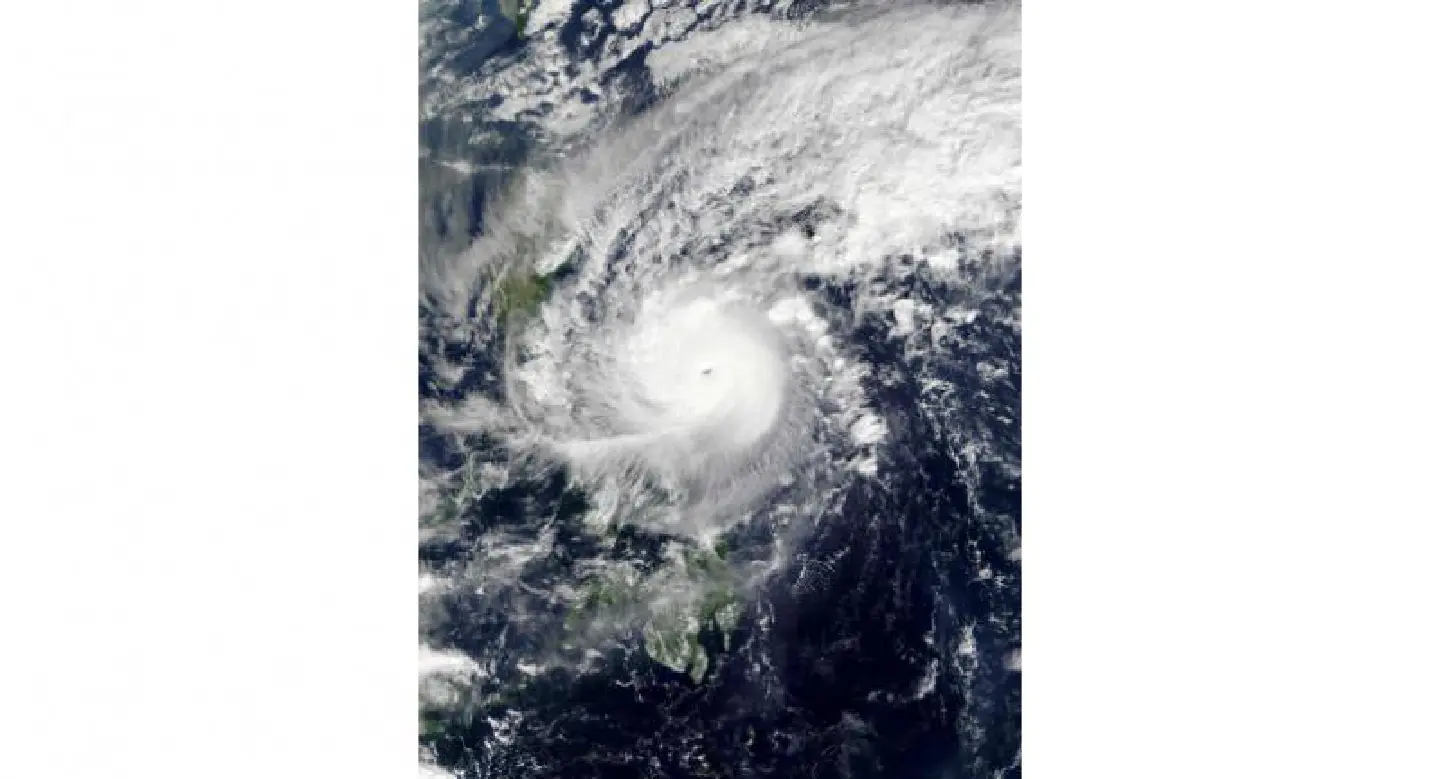 Christmas typhoon threatens Philippine capital Christmas typhoon threatens Philippine capital
