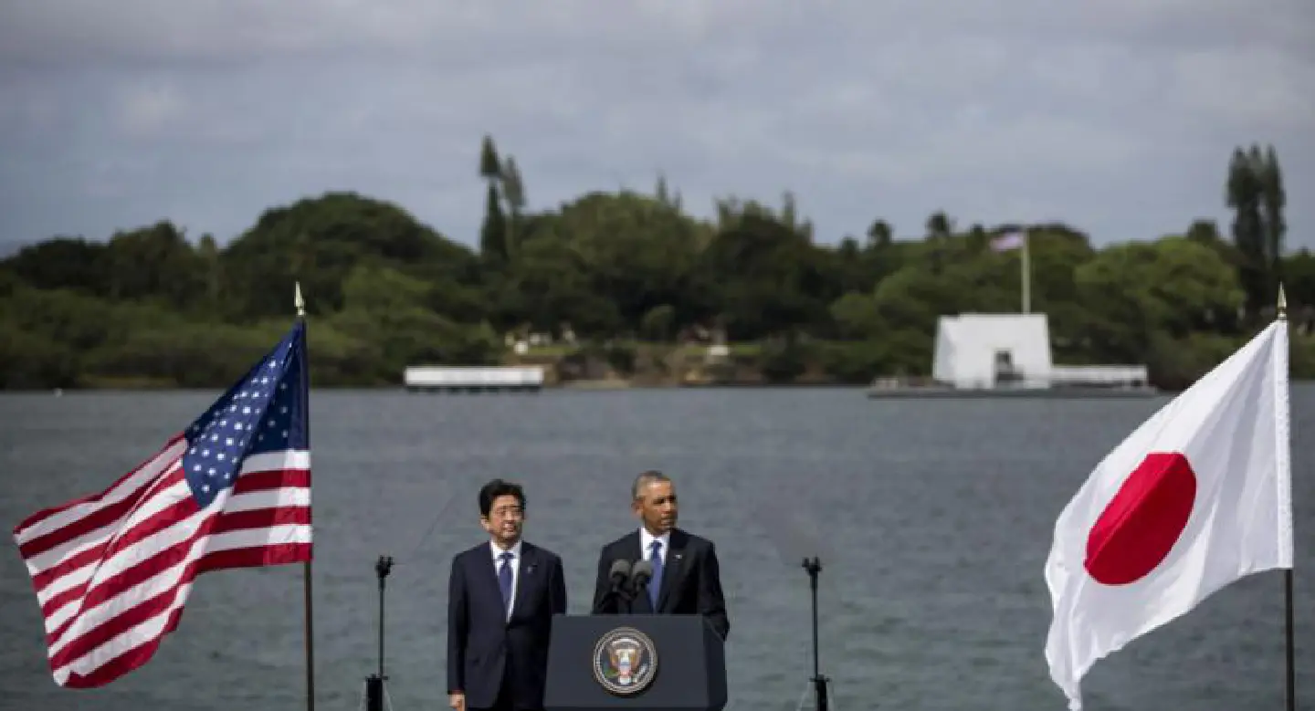 Abe, Obama hail reconciliation at Pearl Harbor Abe, Obama hail reconciliation at Pearl Harbor