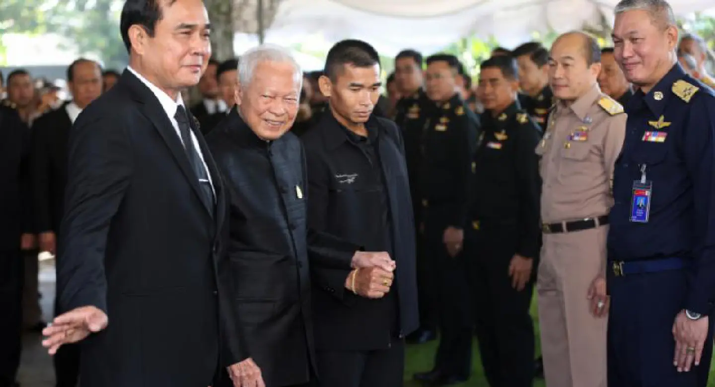 Prem lauds PM, ministers for their hard work Prem lauds PM, ministers for their hard work