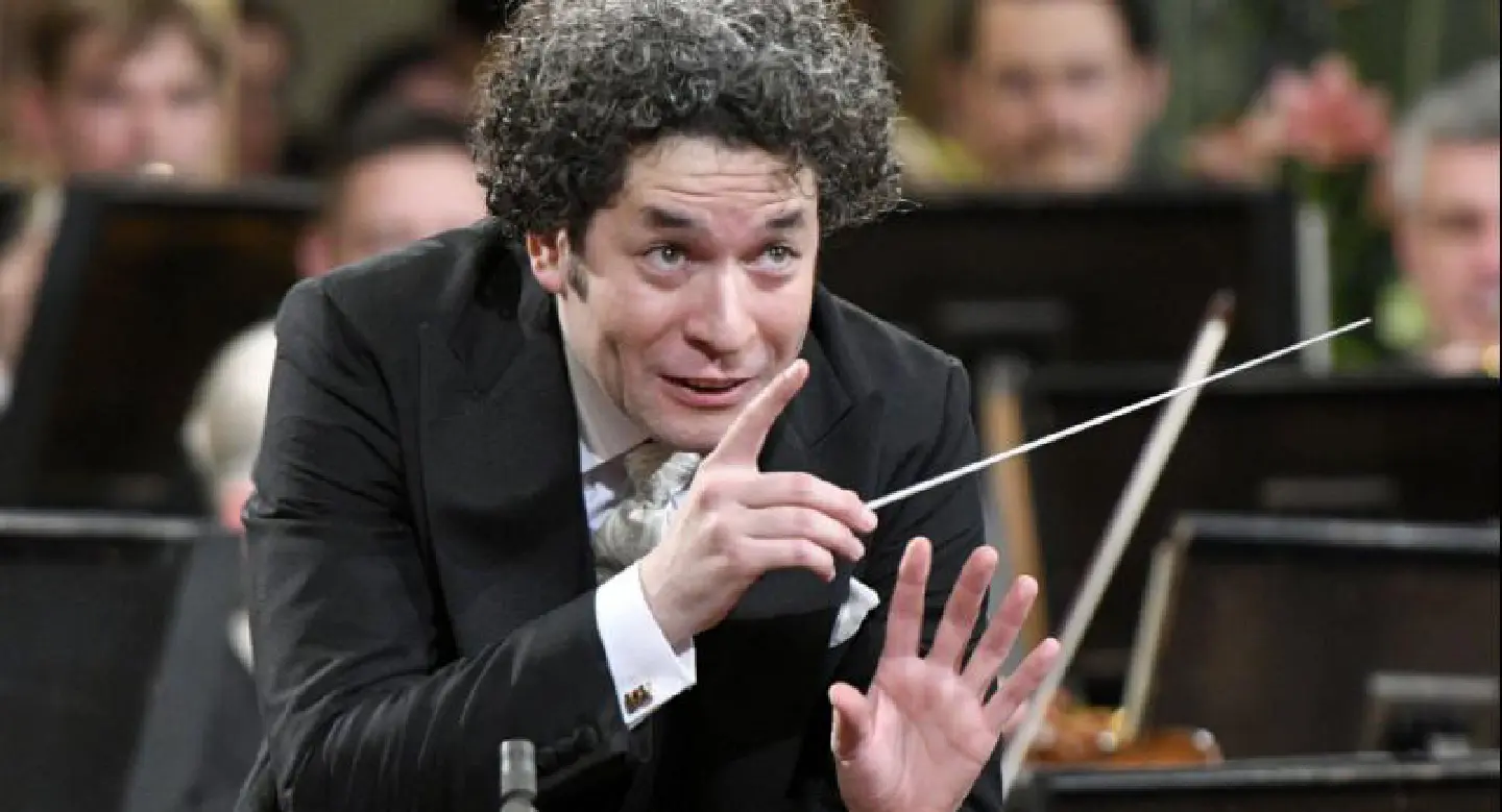 Young maestro dazzles at Vienna New Year's Concert Young maestro dazzles at Vienna New Year's Concert