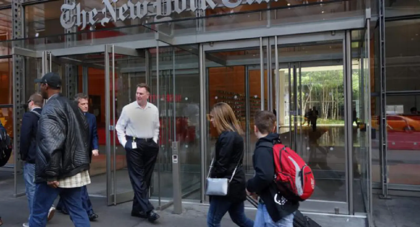 Apple removes New York Times app from China store Apple removes New York Times app from China store