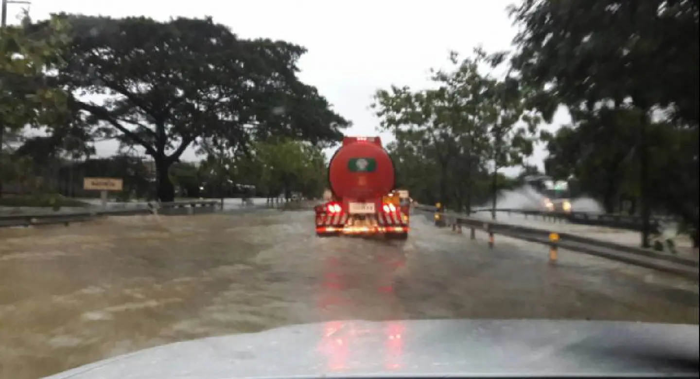 Southern-bound motorists advised to avoid Lang Suan in Chumphon Southern-bound motorists advised to avoid Lang Suan in Chumphon