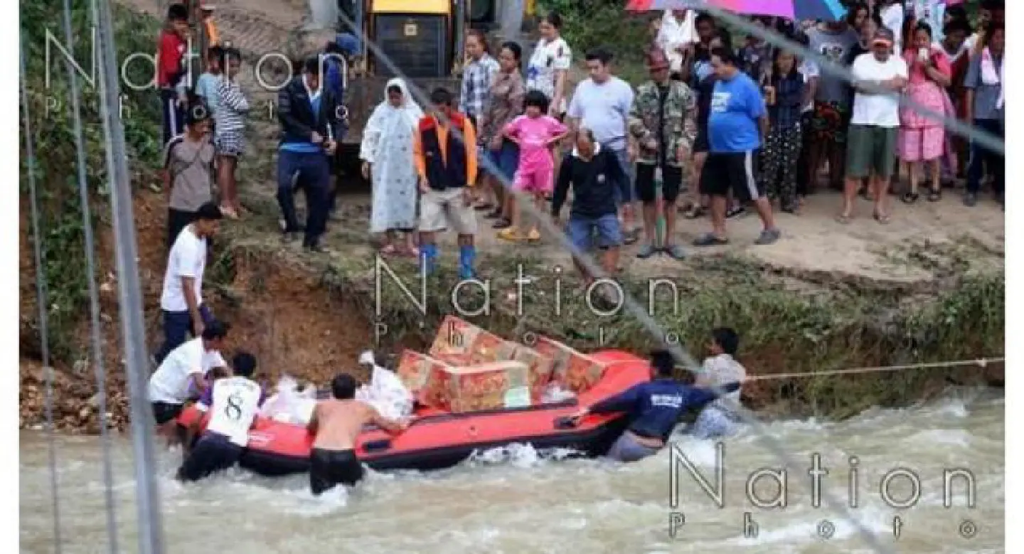 Nearly 1 million swamped by relentless southern deluge Nearly 1 million swamped by relentless southern deluge