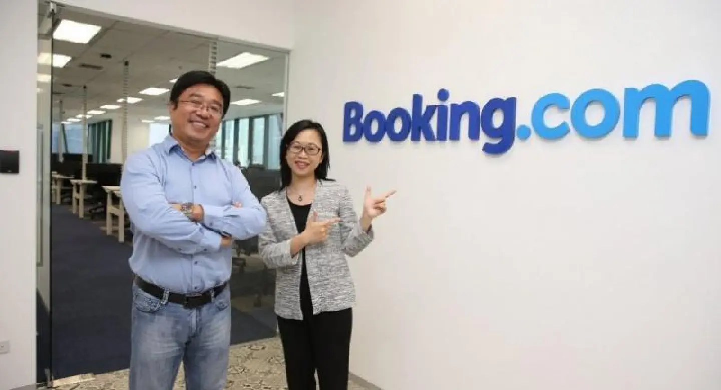 Booking.com opens 4th Asia-Pacific customer service centre in Bangkok Booking.com opens 4th Asia-Pacific customer service centre in Bangkok
