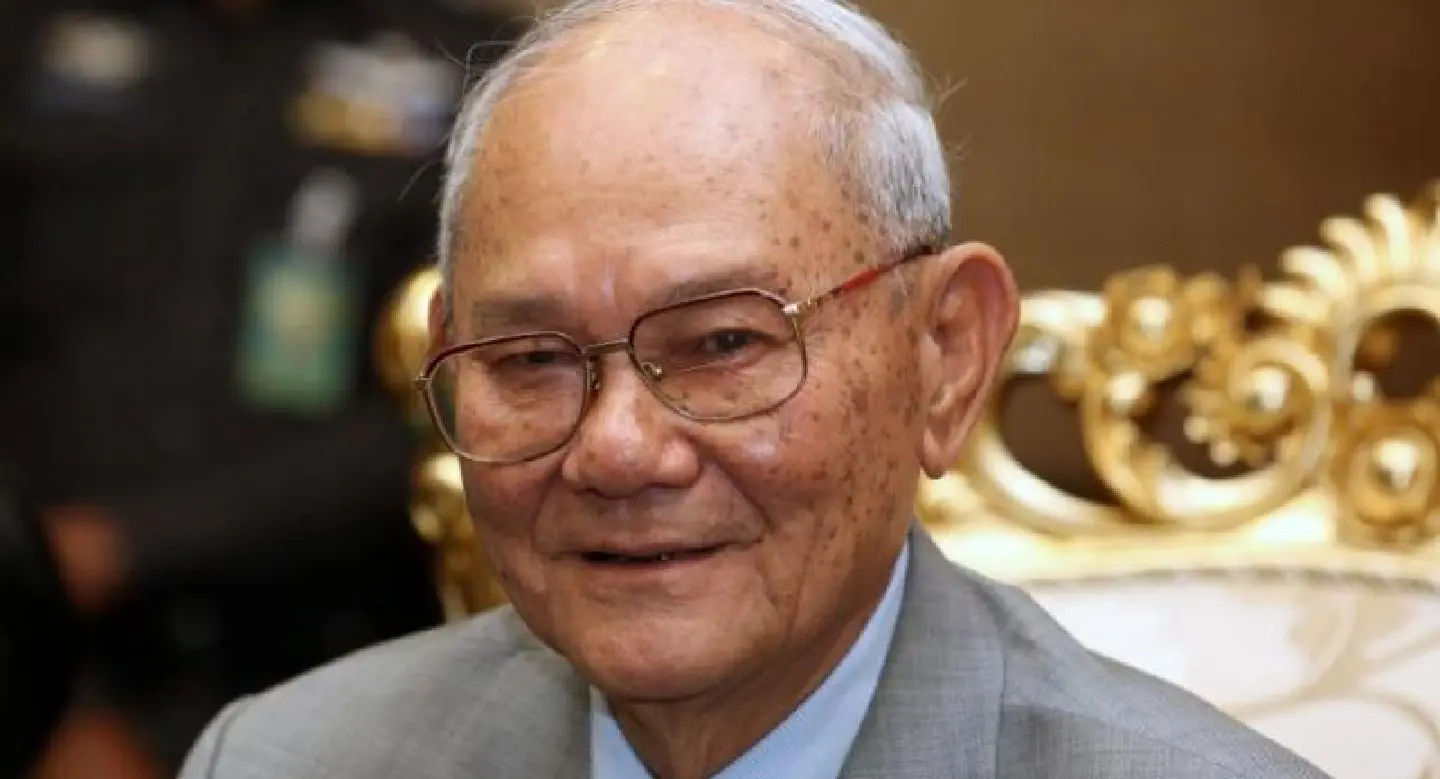 Special panel planned to change charter