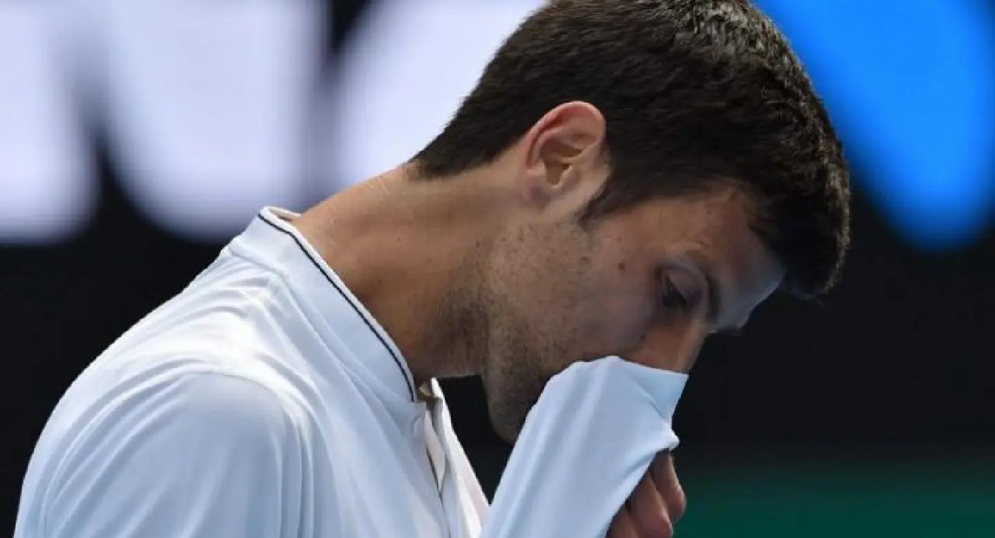 Defending champ Djokovic stunned by Istomin Defending champ Djokovic stunned by Istomin
