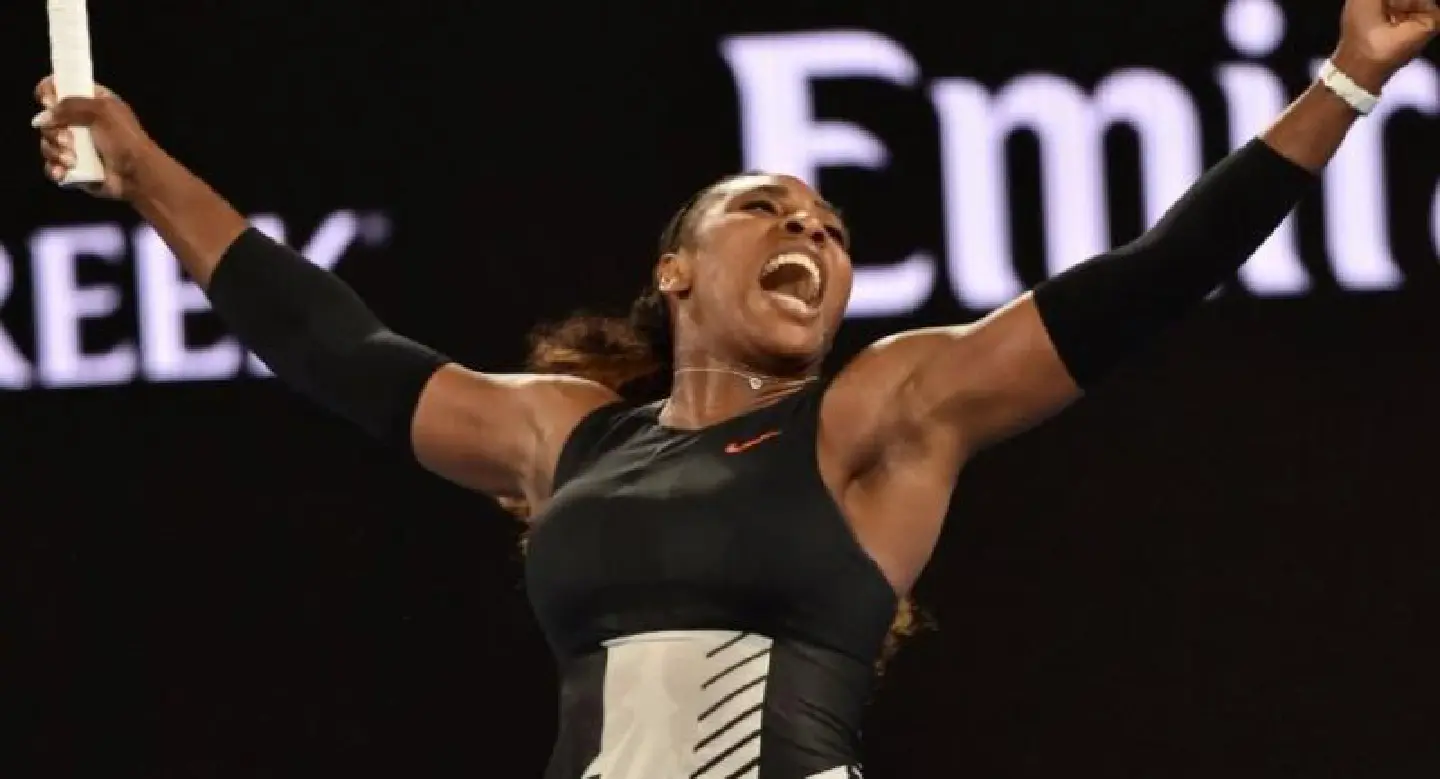 Dominant Serena powers on in Melbourne Dominant Serena powers on in Melbourne