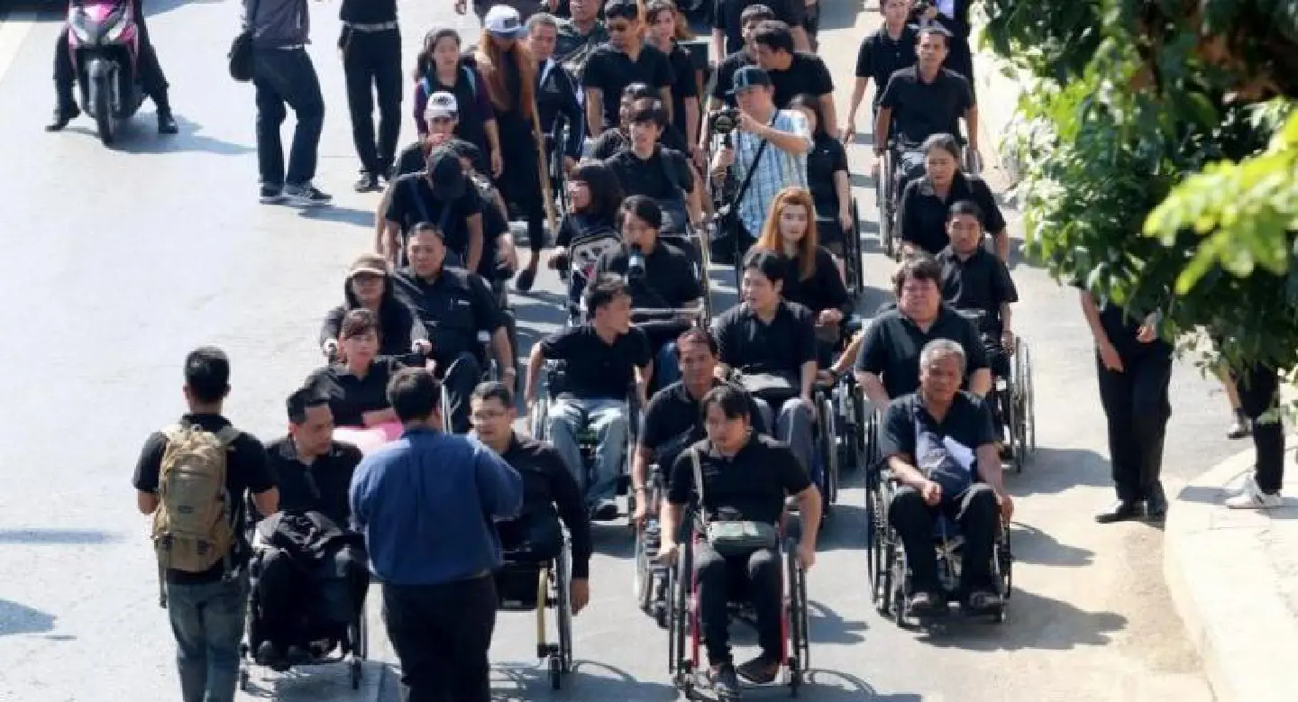Handicapped group sues BMA over lack of lifts at BTS stations Handicapped group sues BMA over lack of lifts at BTS stations