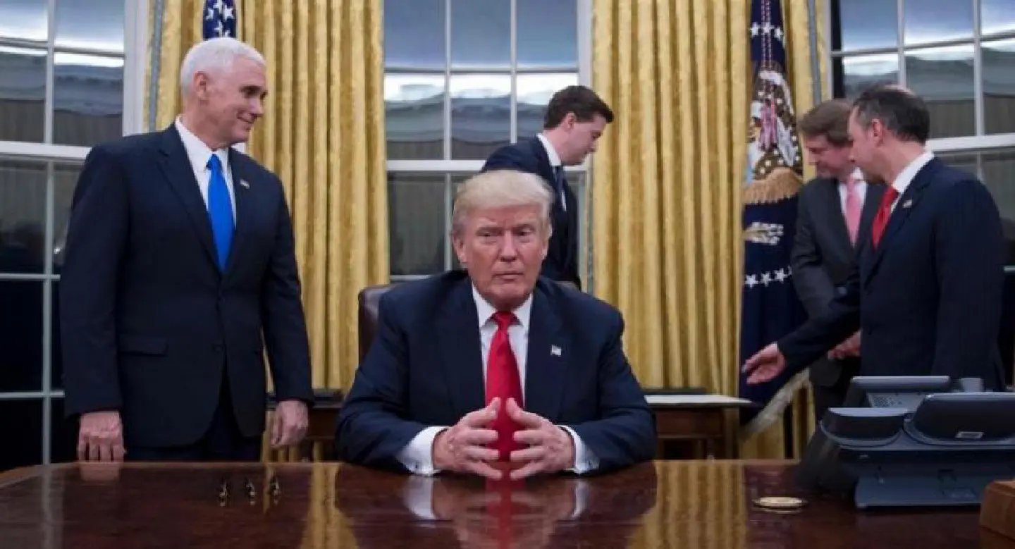 Trump signs executive decree against Obamacare health law Trump signs executive decree against Obamacare health law