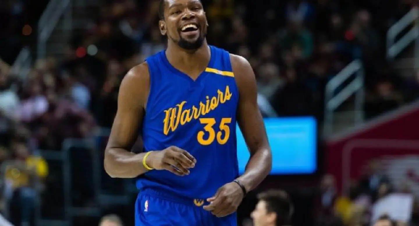 NBA: Warriors bounce back with win over Hornets NBA: Warriors bounce back with win over Hornets