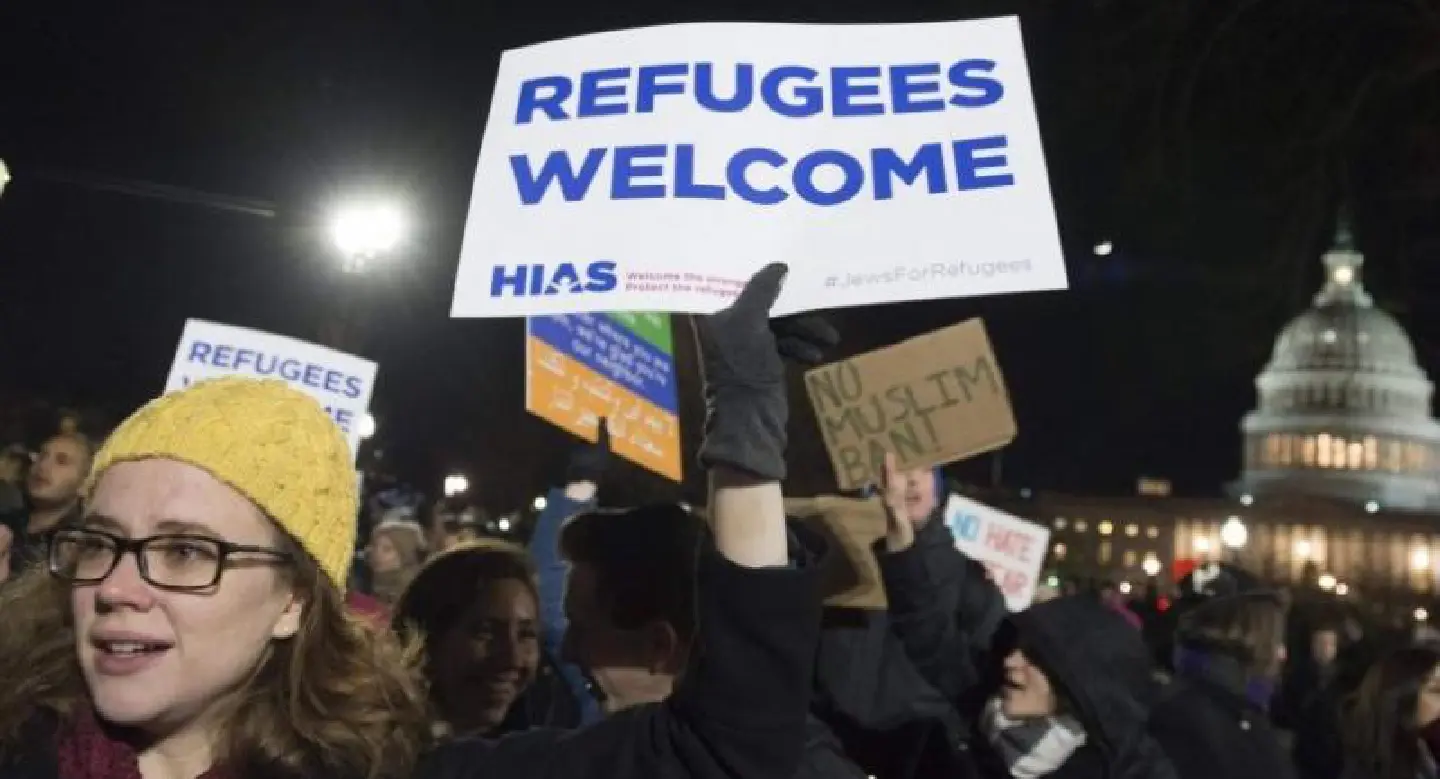 Teen among 100 refugees in Bangkok cut off by Trump Teen among 100 refugees in Bangkok cut off by Trump