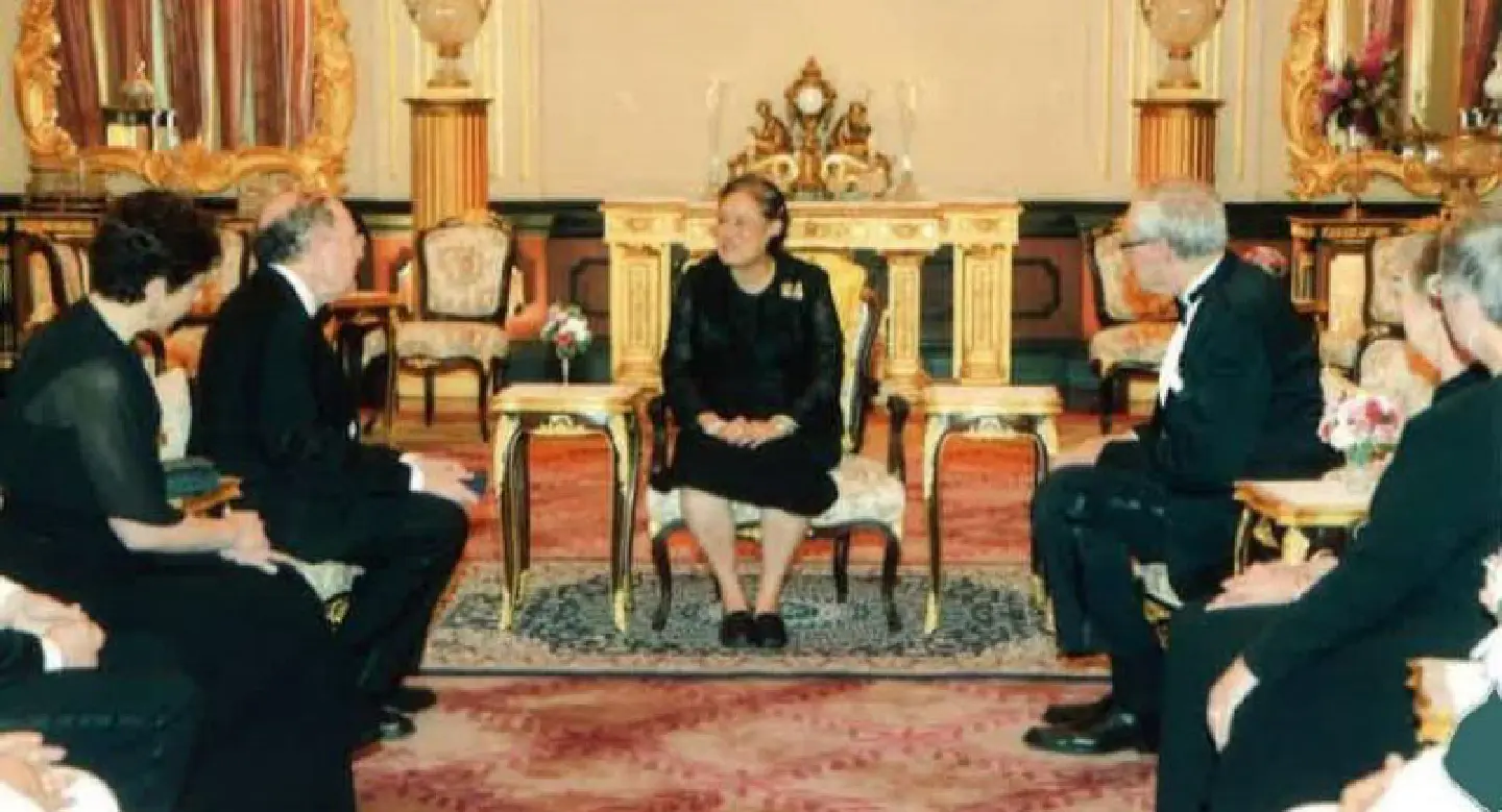 Princess gives Prince Mahidol Award to medical researchers
