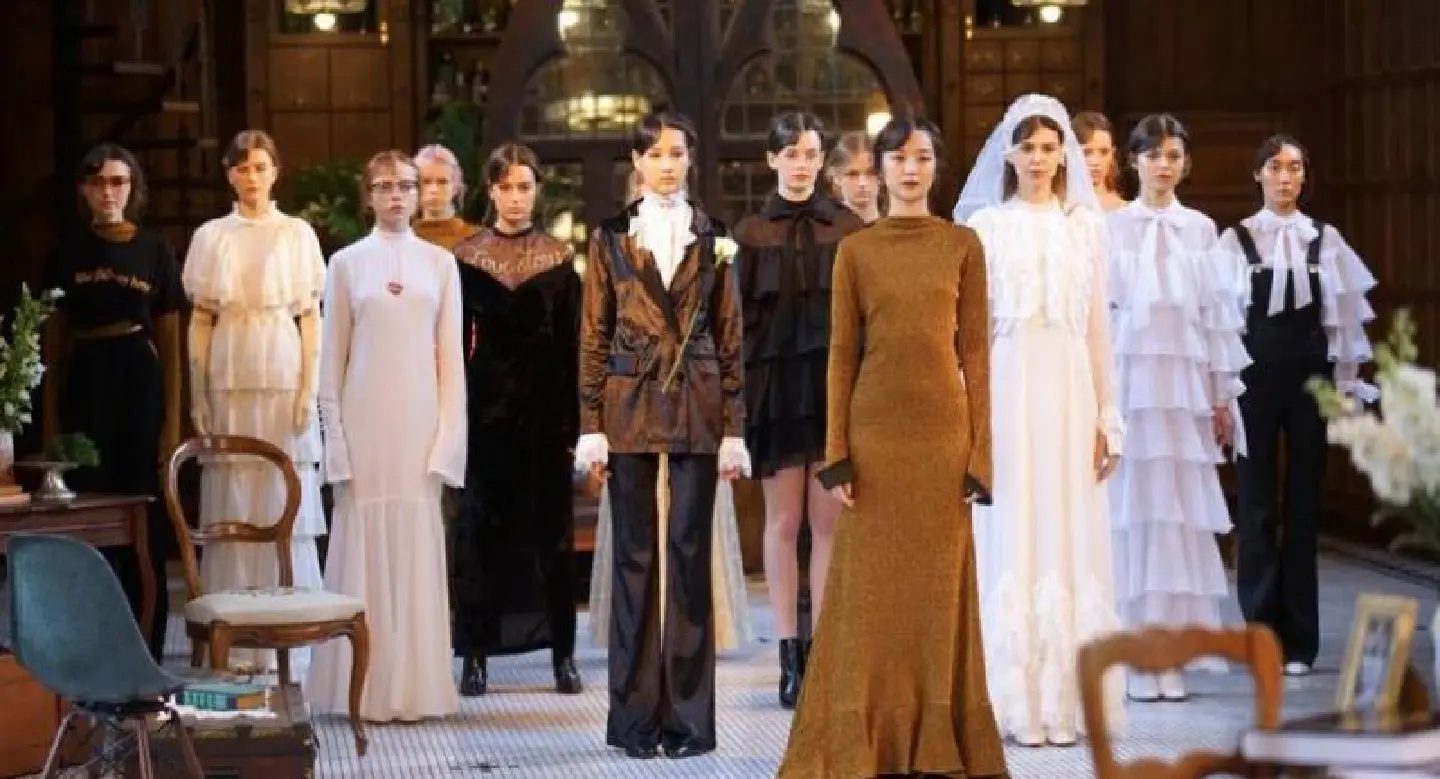 Fashion for falling in love Fashion for falling in love