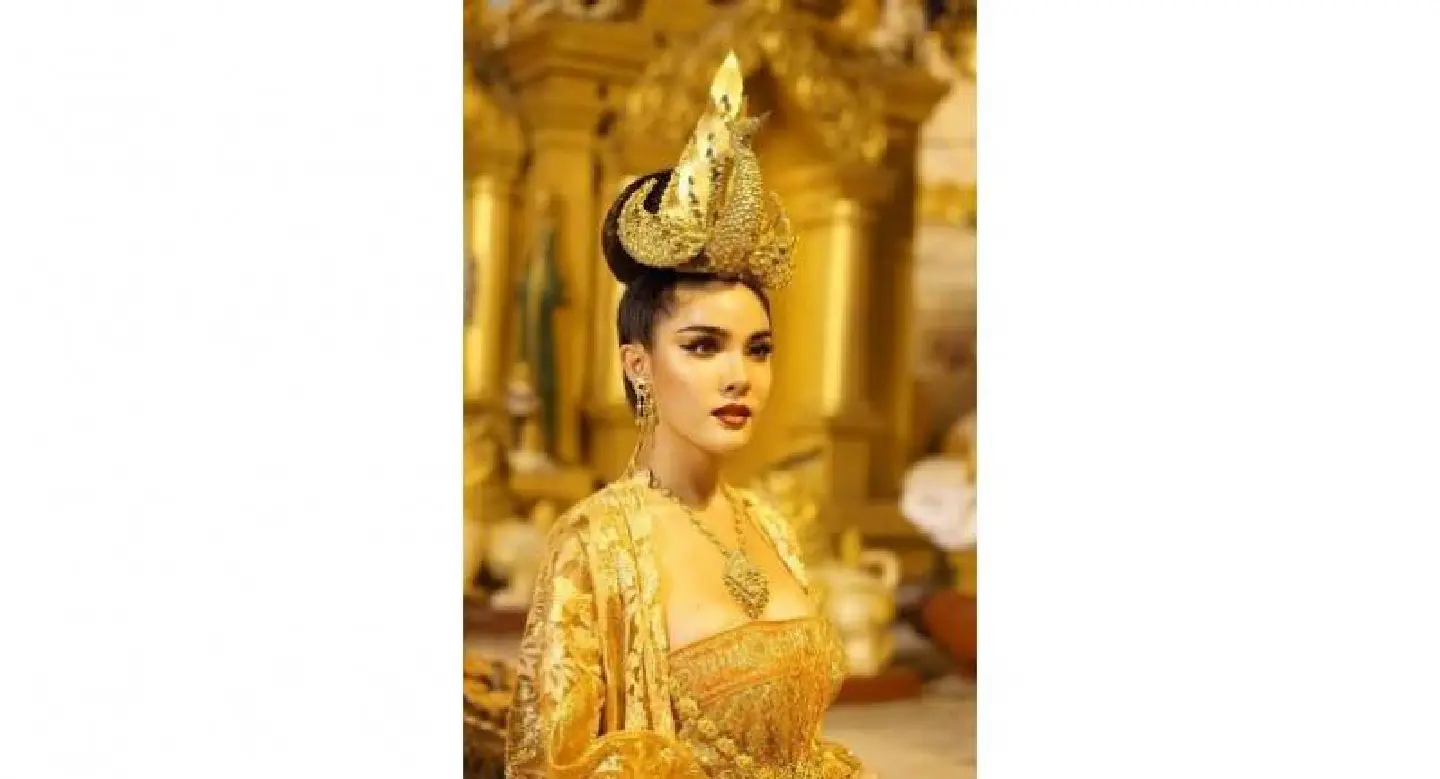 Thai transvestite Facebook idol apologise Myanmar over Shwedagon Pagoda uproar Thai transvestite Facebook idol apologise Myanmar over Shwedagon Pagoda uproar