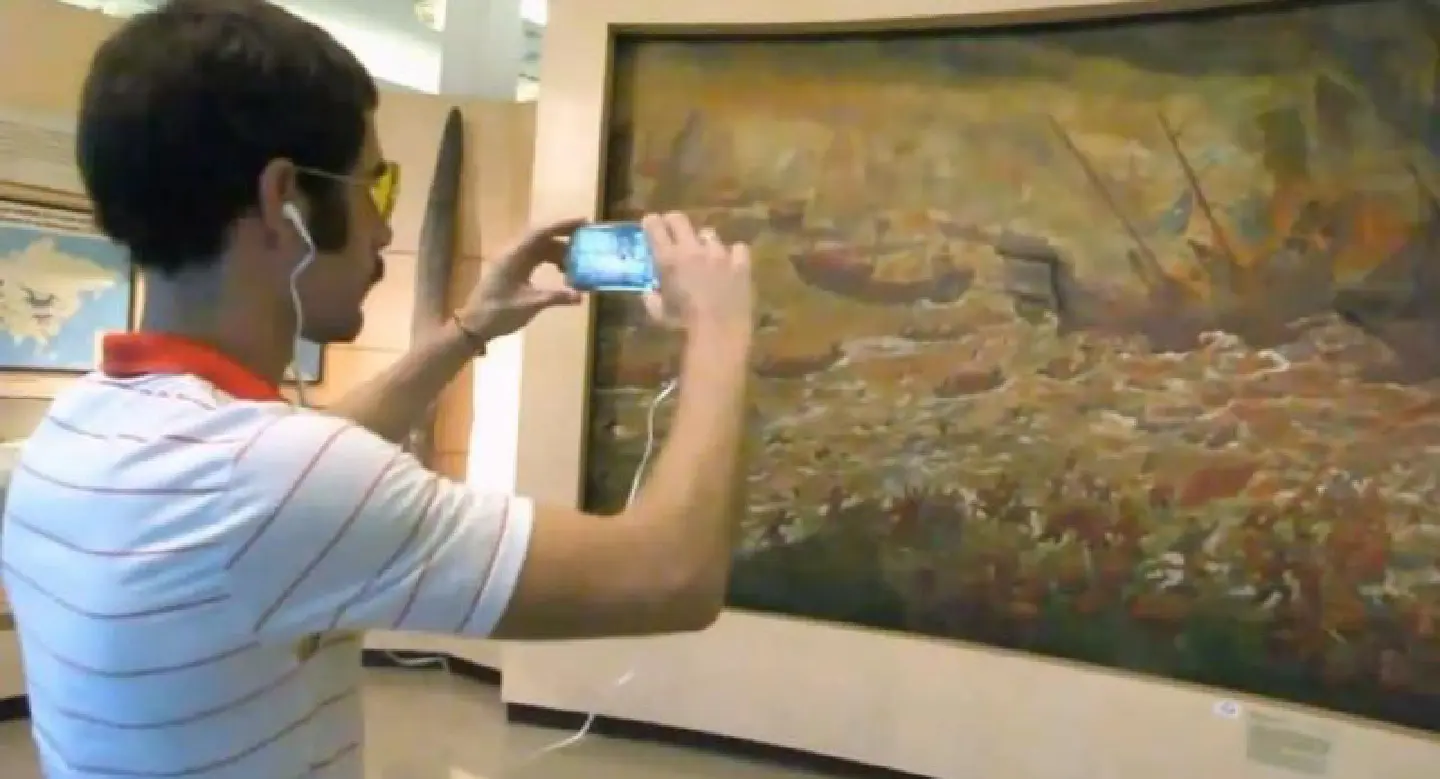 Students create a better museum guide