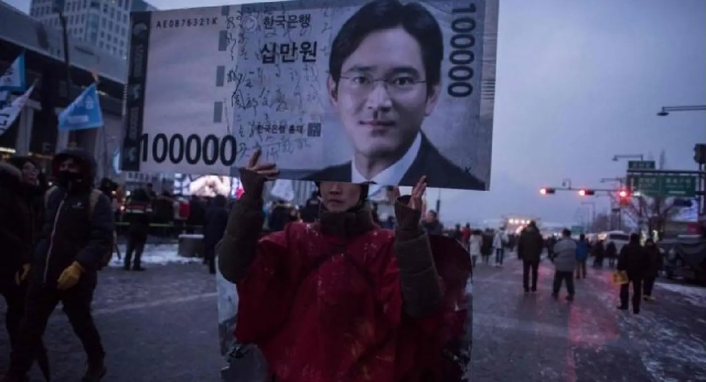 Samsung heir to be quizzed again over corruption scandal Samsung heir to be quizzed again over corruption scandal
