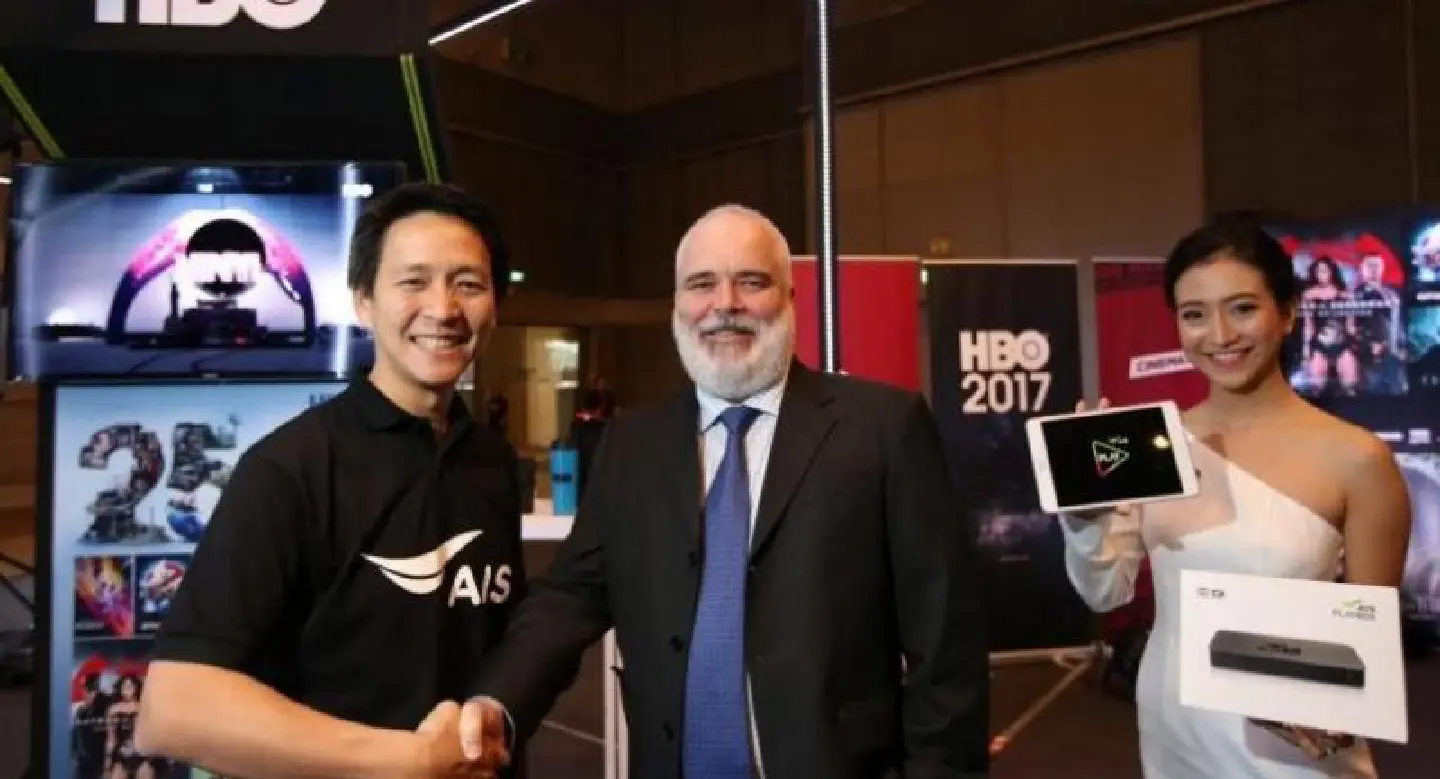 AIS and True in battle to attract more subscribers with global digital content AIS and True in battle to attract more subscribers with global digital content