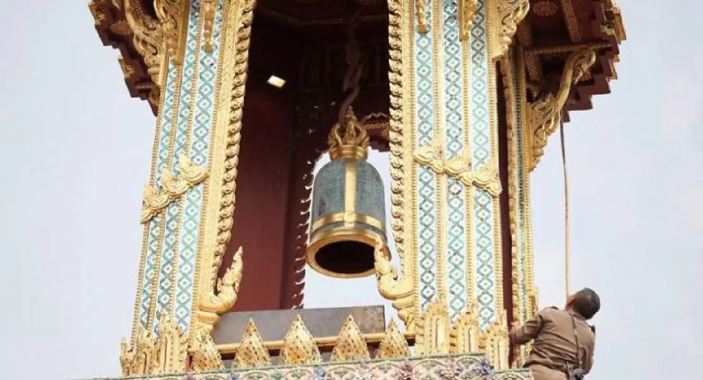 Sweetest chime of Emerald Buddha Temple's bell to signal era of new Supreme Patriarch Sweetest chime of Emerald Buddha Temple's bell to signal era of new Supreme Patriarch