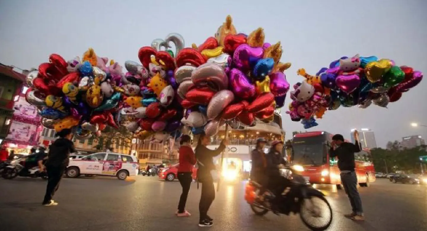 Valentine's Day gets chilly reception in parts of Asia Valentine's Day gets chilly reception in parts of Asia