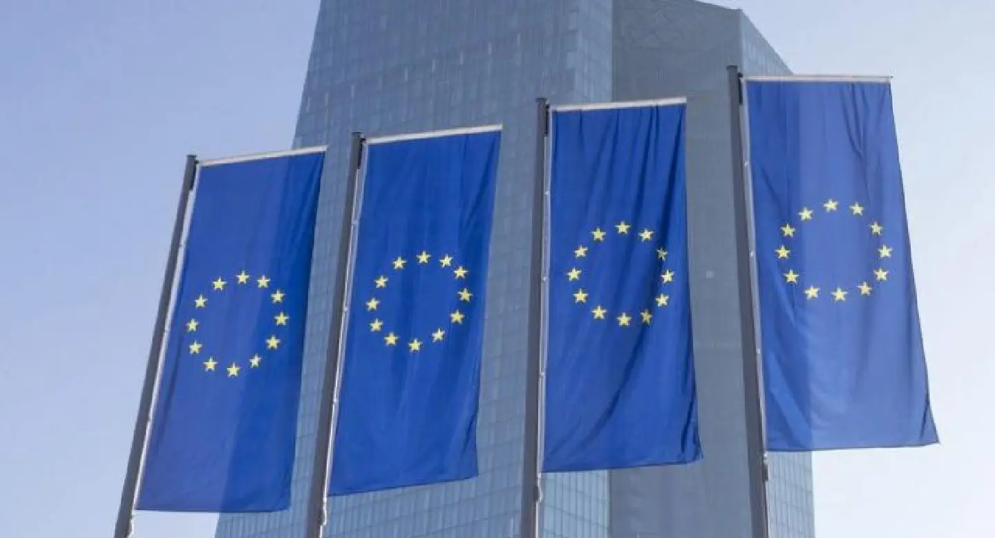 Central bankers take up arms against protectionism Central bankers take up arms against protectionism