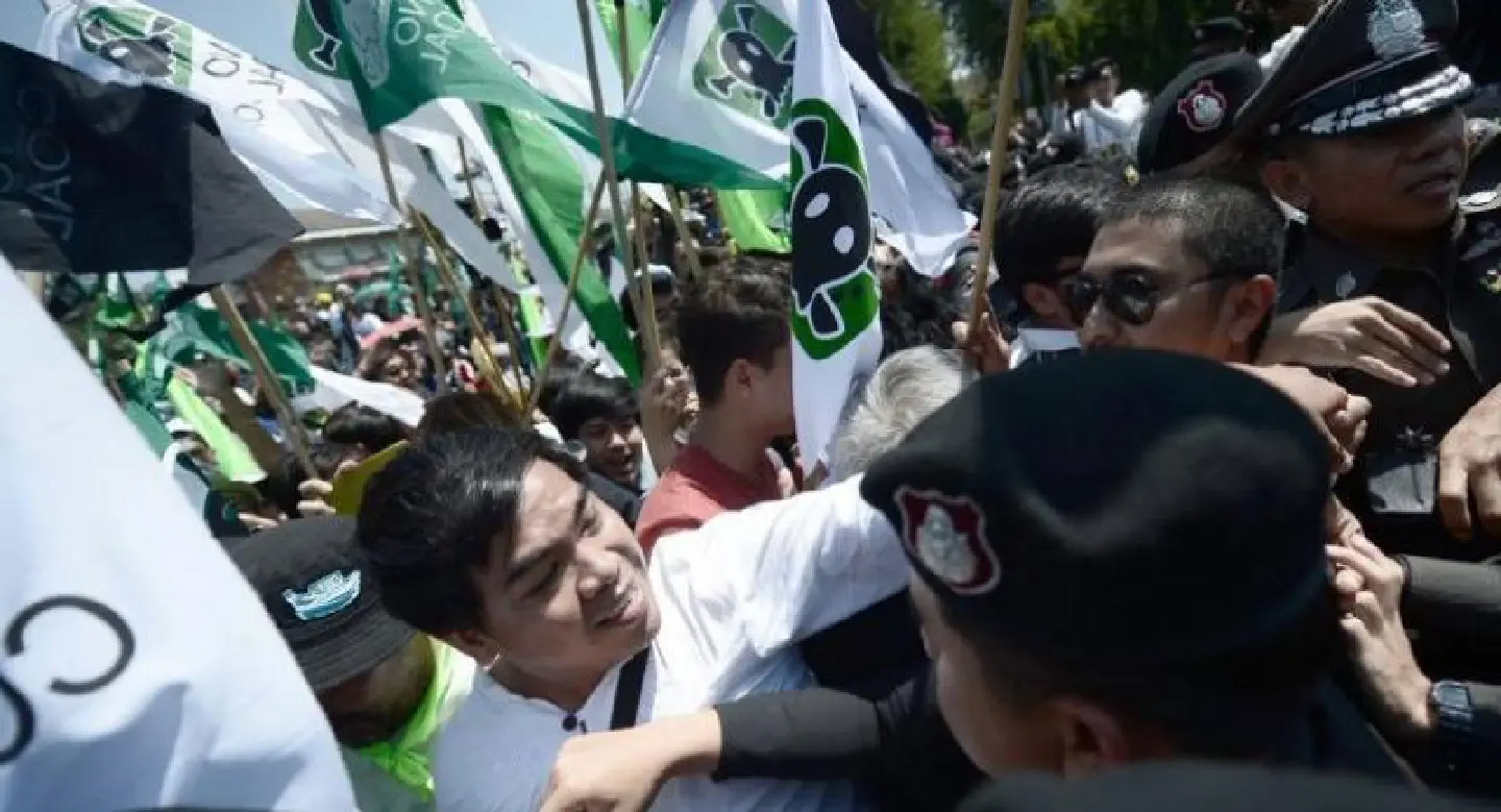 Threat of mass rallies after Krabi coal plant approved 