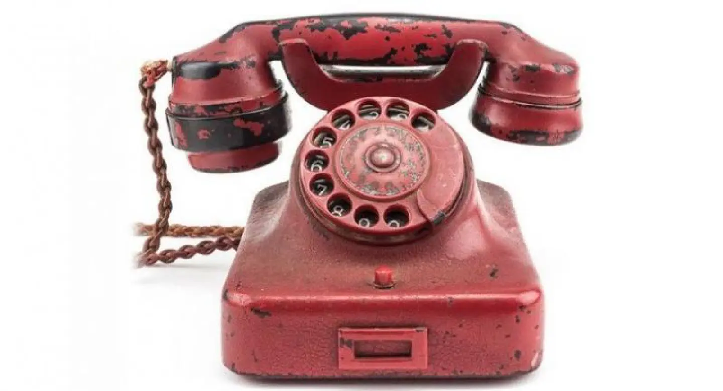 Hitler's 'destructive' wartime phone up for auction Hitler's 'destructive' wartime phone up for auction