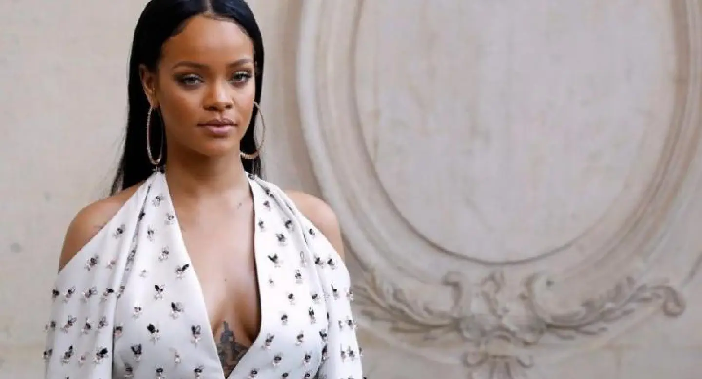 Harvard names Rihanna its humanitarian of the year Harvard names Rihanna its humanitarian of the year