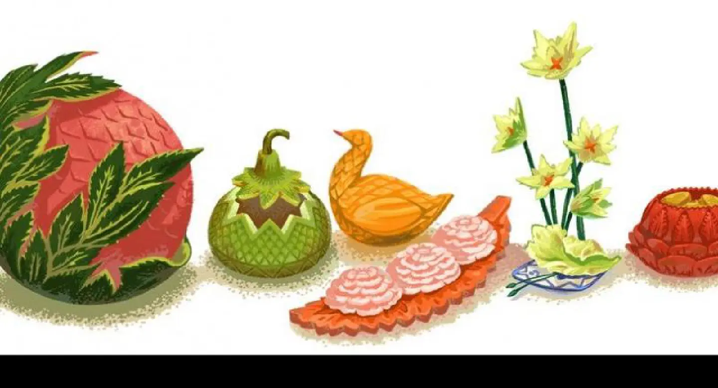 Celebrating Penpan Sittitrai, Thailand' Master of Fruit Carving Celebrating Penpan Sittitrai, Thailand' Master of Fruit Carving