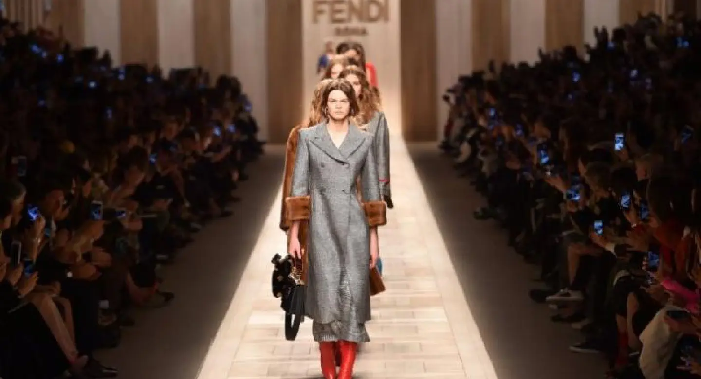 Fendi befriends millennials as fashion looks to future Fendi befriends millennials as fashion looks to future
