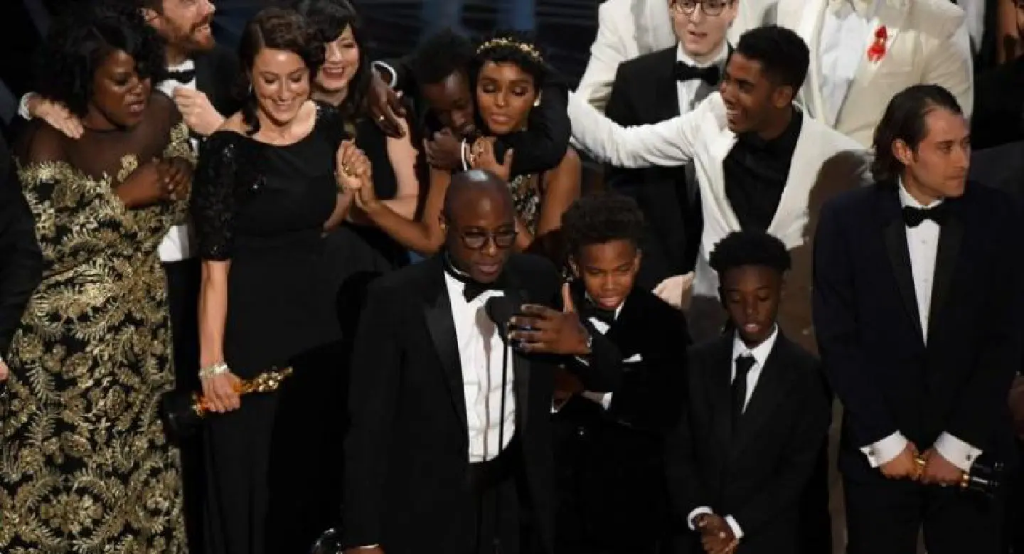 Key Oscars moments you may have missed amid Envelope-Gate Key Oscars moments you may have missed amid Envelope-Gate