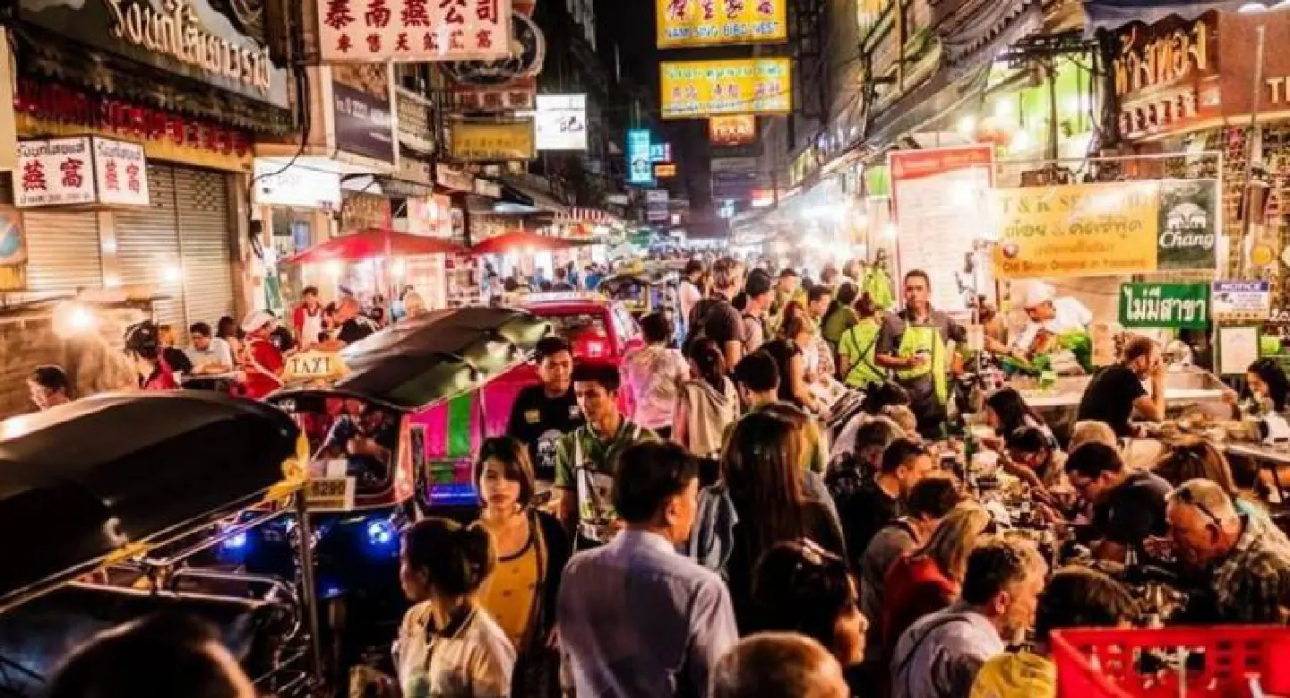 Travelling makes people more complete: survey Travelling makes people more complete: survey